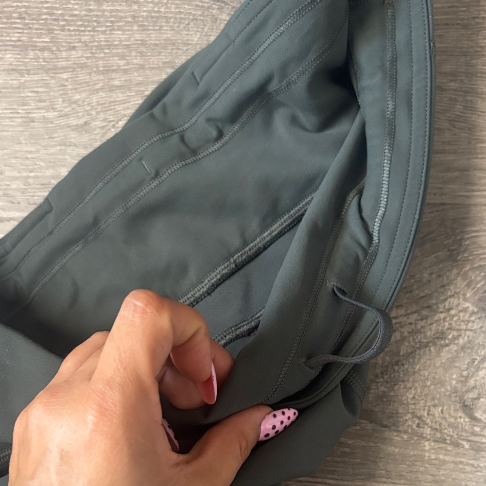 Lululemon Invigorate High-Rise Crop 23" - Picture 3 of 8